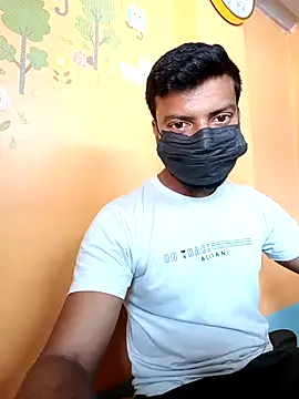 model yesx online show from 02.28.25