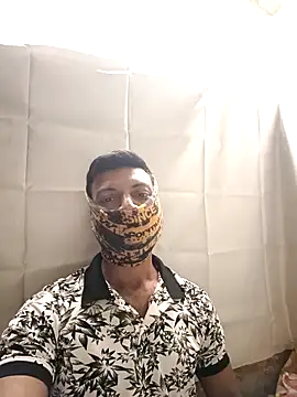 model yesx online show from 02.15.26