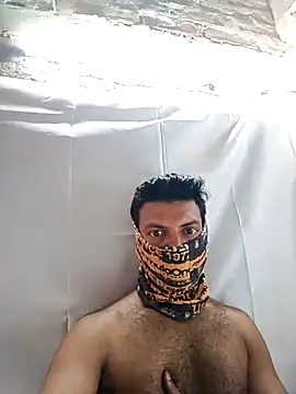 model yesx online show from 04.01.26