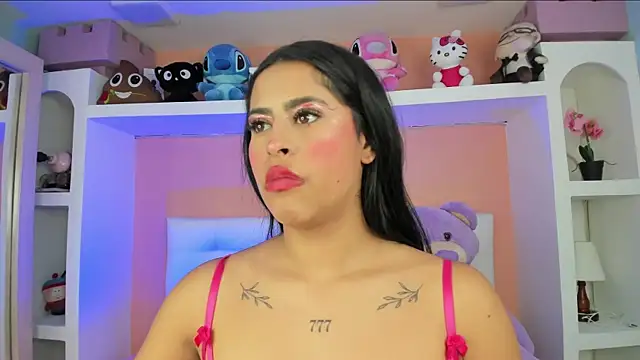 miss romyna online show from 11.20.25