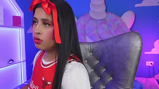 Snapshot of miss_romyna chatting on 03.03.26 miss romyna online show from 03.03.26