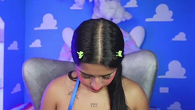 Snapshot of miss_romyna chatting on 04.09.26 miss romyna online show from 04.09.26