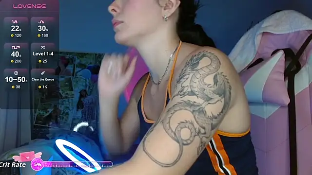 Snapshot of sexy_valentina1 chatting on 09.23.25 sexy valentina1 online show from 09.23.25