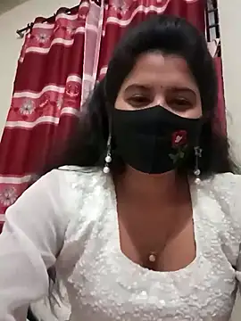 Snapshot of Cute_Nipa chatting on 12.25.24 Cute Nipa online show from 12.25.24