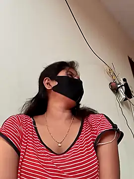 Snapshot of Cute_Nipa chatting on 12.26.24 Cute Nipa online show from 12.26.24