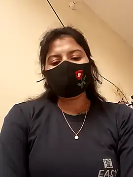 Snapshot of Cute_Nipa chatting on 01.04.25 Cute Nipa online show from 01.04.25