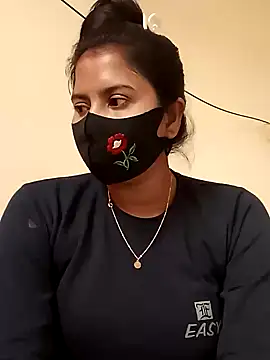 Snapshot of Cute_Nipa chatting on 01.09.25 Cute Nipa online show from 01.09.25