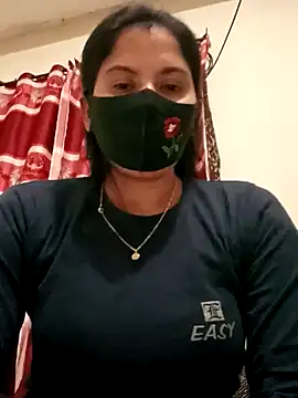 Snapshot of Cute_Nipa chatting on 01.11.25 Cute Nipa online show from 01.11.25