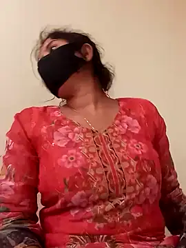 Snapshot of Cute_Nipa chatting on 02.06.25 Cute Nipa online show from 02.06.25