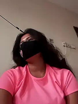 Snapshot of Cute_Nipa chatting on 02.13.25 Cute Nipa online show from 02.13.25