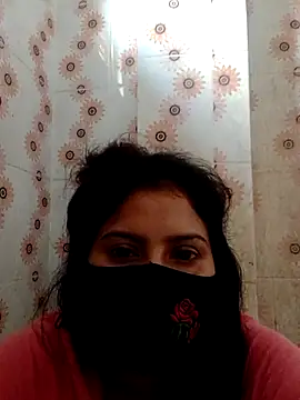 Snapshot of Cute_Nipa chatting on 09.17.25 Cute Nipa online show from 09.17.25