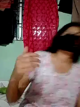 Snapshot of Cute_Nipa chatting on 09.17.25 Cute Nipa online show from 09.17.25