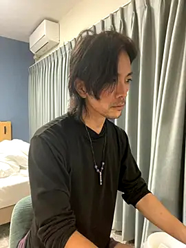 Katakuriko-Denpun online show from 10.29.25