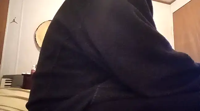 Snapshot of Xoc8_ chatting on 03.07.25 Xoc8 online show from 03.07.25