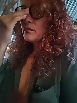 Snapshot of SelenaHouston chatting on 02.26.26 SelenaHouston online show from 02.26.26