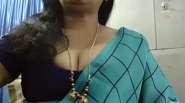 Snapshot of Vijji-telugu chatting on 01.04.25 Vijji-telugu online show from 01.04.25