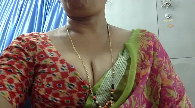 Snapshot of Vijji-telugu chatting on 03.04.25 Vijji-telugu online show from 03.04.25