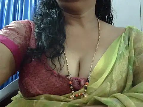 Snapshot of Vijji-telugu chatting on 09.15.25 Vijji-telugu online show from 09.15.25