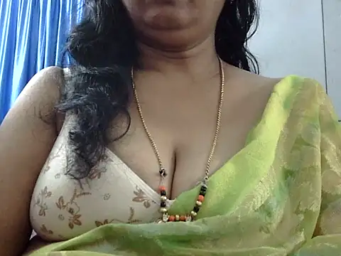 Snapshot of Vijji-telugu chatting on 09.15.25 Vijji-telugu online show from 09.15.25