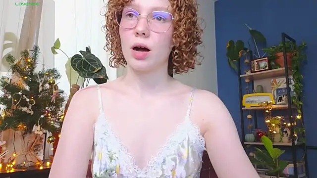 Snapshot of _lightmyfire chatting on 12.31.24  lightmyfire online show from 12.31.24