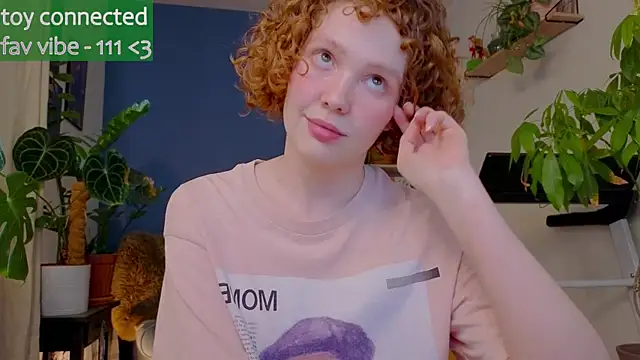 Snapshot of _lightmyfire chatting on 11.02.25  lightmyfire online show from 11.02.25