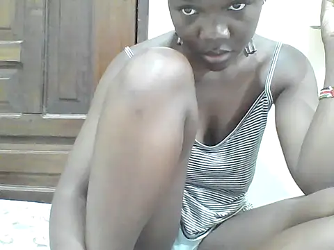 Snapshot of Ebony_Sweetcandy chatting on 04.18.26 Ebony Sweetcandy online show from 04.18.26