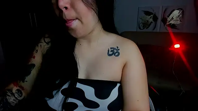 AilynRed online show from 03.01.26