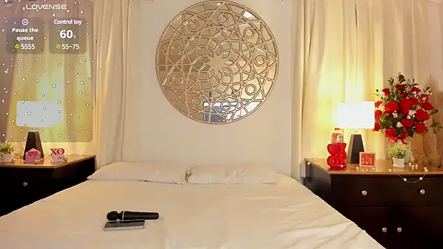 Antonellaparis  online show from 02.18.25