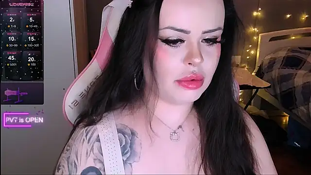 og maddison online show from 04.15.26