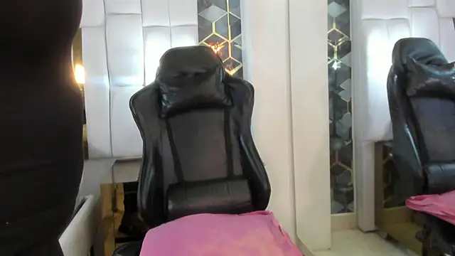 lia mariana online show from 03.29.26