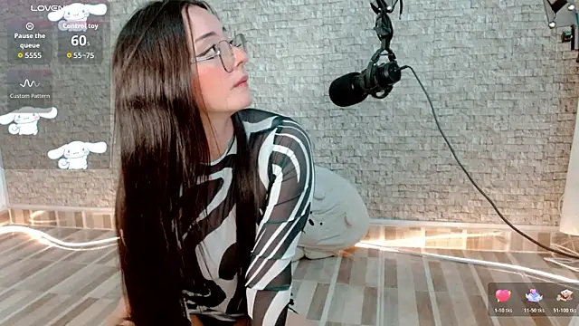 emma unu online show from 03.29.26