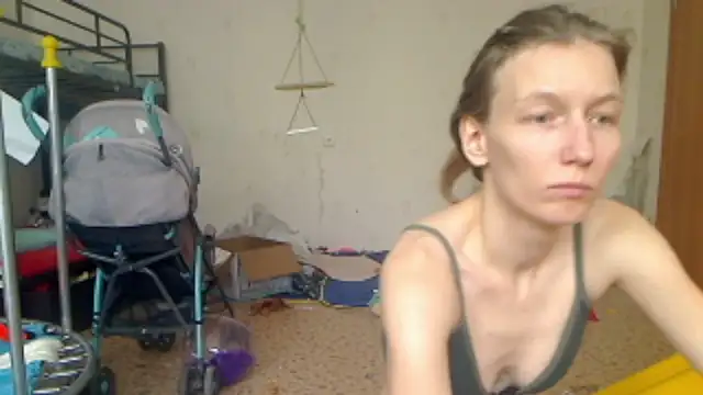 Snapshot of CatFerae chatting on 02.04.25 CatFerae online show from 02.04.25