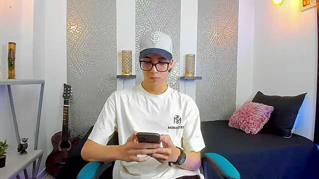 Nikolay Gregori online show from 02.16.25