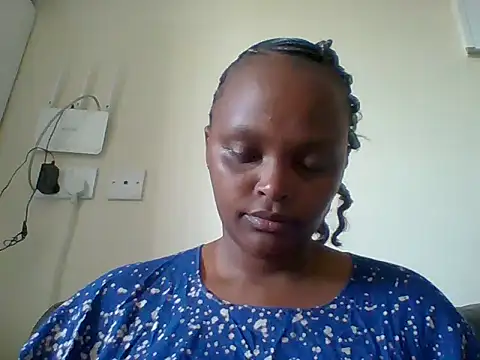 Sexxy-Shie online show from 02.14.25