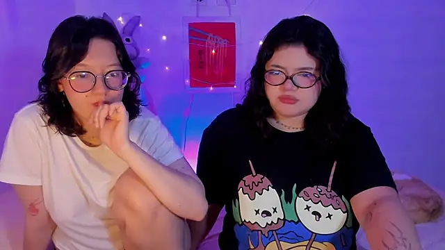 Snapshot of Gaby_Danna chatting on 02.25.26 Gaby Danna online show from 02.25.26