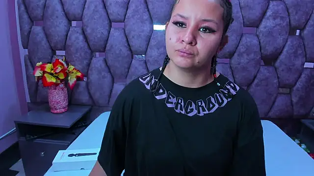 AlaSmith online show from 11.11.25