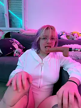 LaskaLeRoomba online show from 12.02.25