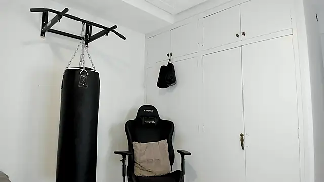 dan01  online show from 10.17.25