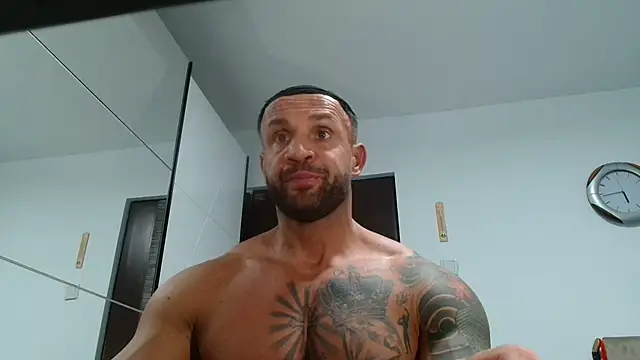 Magnificmuscles89 online show from 02.23.26