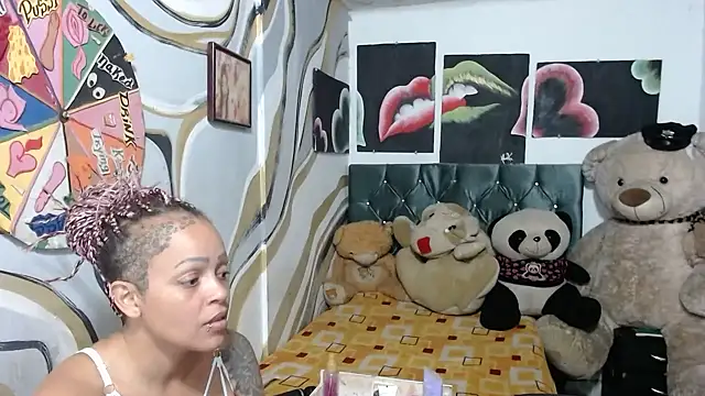 manzanahot9 online show from 01.06.26