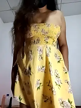 SLZAARA online show from 02.28.26