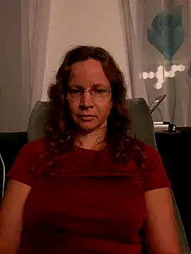 Snapshot of AnnikaRose chatting on 10.10.25 AnnikaRose online show from 10.10.25