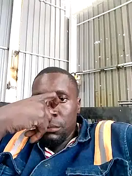 Snapshot of Brian_johns chatting on 11.27.25 Brian johns online show from 11.27.25