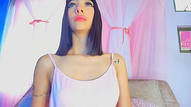 liccy hall online show from 03.14.26