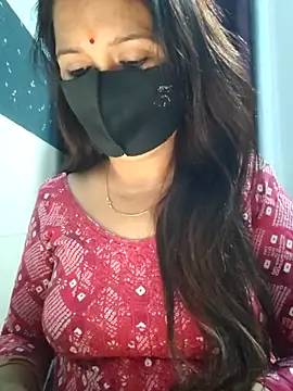 Aishwaryaa 69 online show from 03.05.25