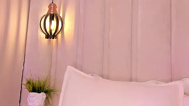 bonniekim  online show from 03.04.25