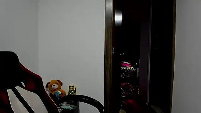 Sweet-Suck69 online show from 02.19.25