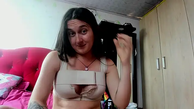 Sweet-Suck69 online show from 09.14.25