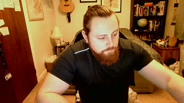 Snapshot of Hairy_Guy30 chatting on 01.07.25 Hairy Guy30 online show from 01.07.25