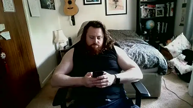 Hairy Guy30 online show from 05.17.26